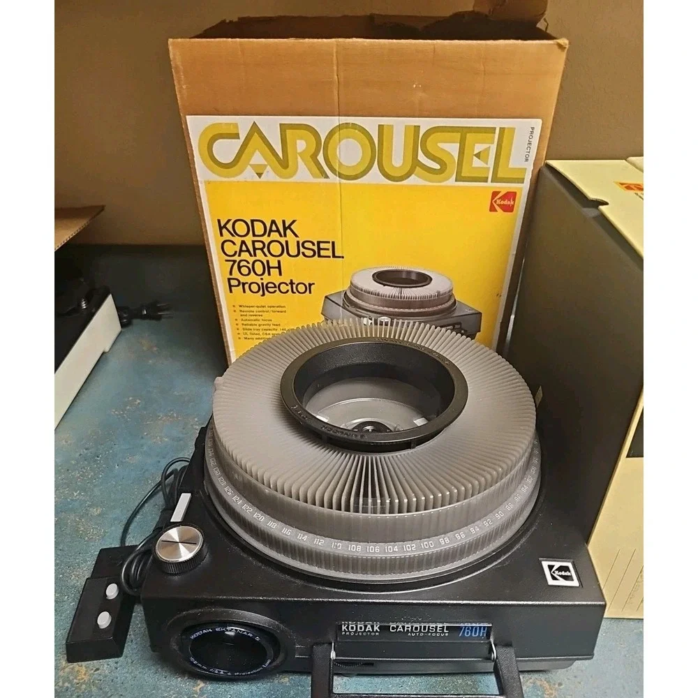 Kodak Carousel 760H Slide Projector 35mm Parts Repair 3 Trays Remote Box